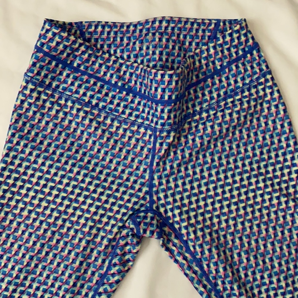 Athleta Patterned Workout Capri - image 3